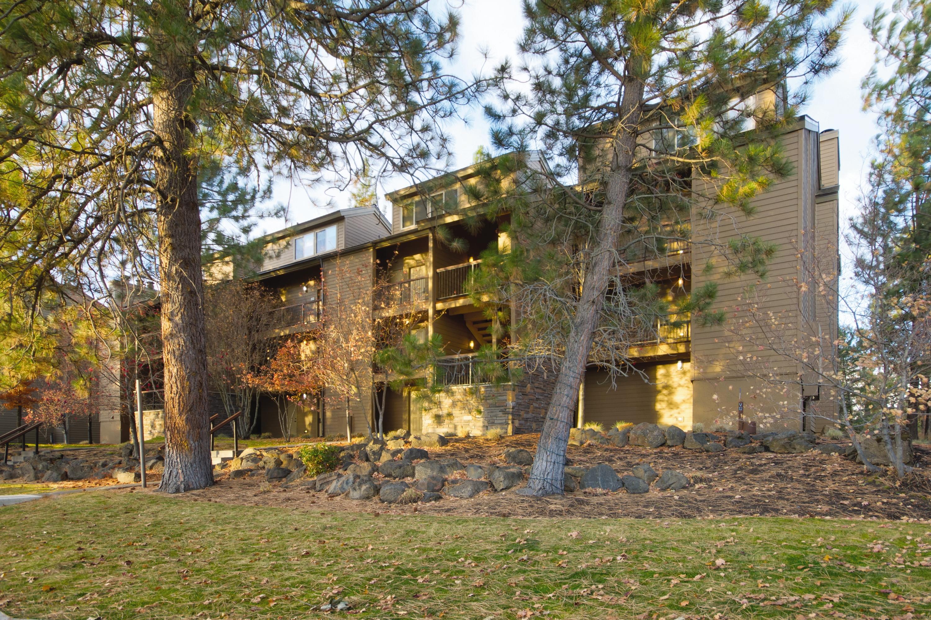 Seventh Mountain Resort Deschutes River Woods Exterior photo
