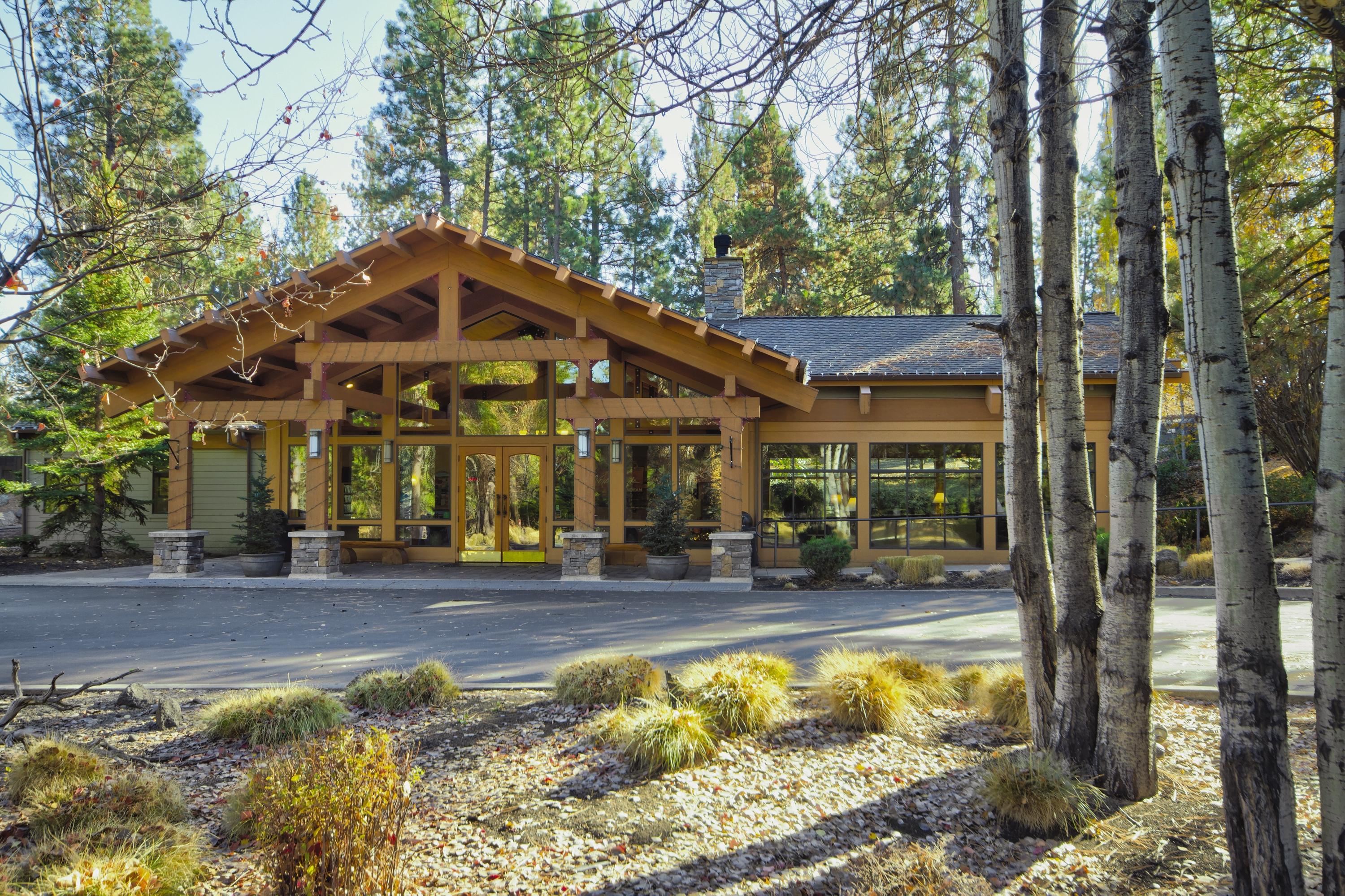 Seventh Mountain Resort Deschutes River Woods Exterior photo